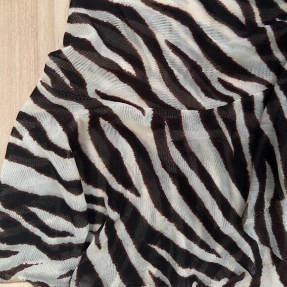 Zebra Print Mesh Swim Cover-Up Skirt – Stretchy & Flowy - Picture 4 of 8